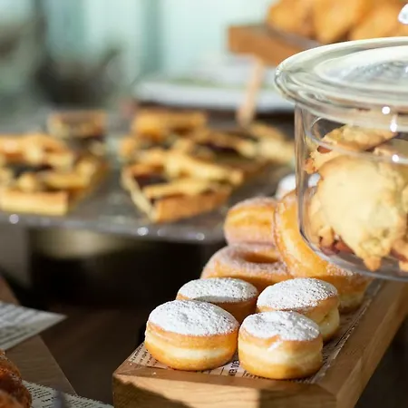 Little Ξενοδοχείο 3*