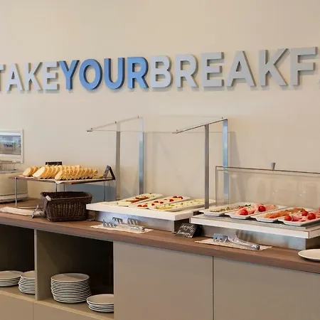 Little 3* Ριτσιόνε